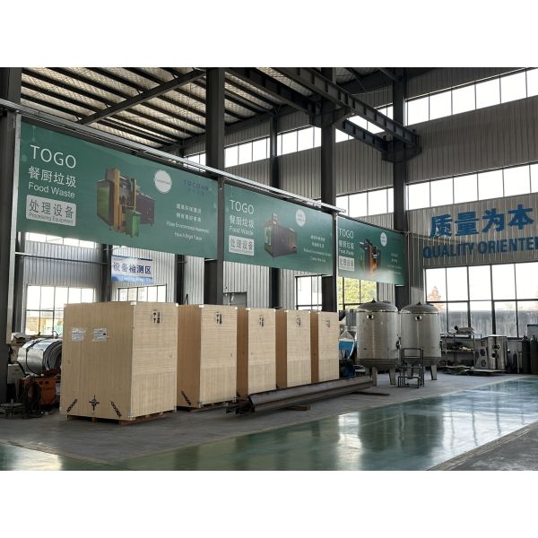 TOGO TG-CC-100 Kitchen Waste Composting Machine with 100 Kg/day Capacity, Stainless Steel Construction, and PLC Automatic Control System