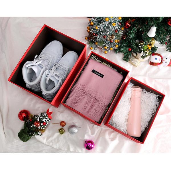 La Navidad de papel de lujo de la caja de regalo de la cartulina que empaqueta tamaño modificado para requisitos particulares