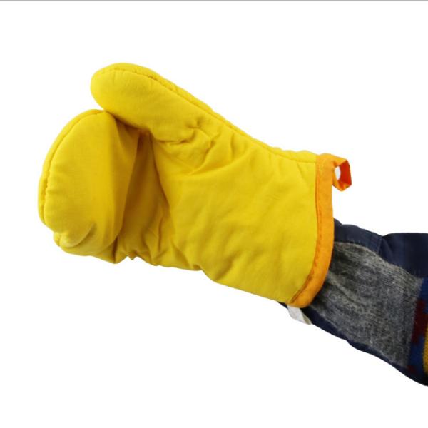 Tamanho diferente impresso costume Eco das luvas do forno da cozinha amigável com um laço