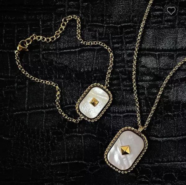 Large Tag 15.7'' Stainless Steel Necklace And Bracelet Set White Fritillary Inlaid