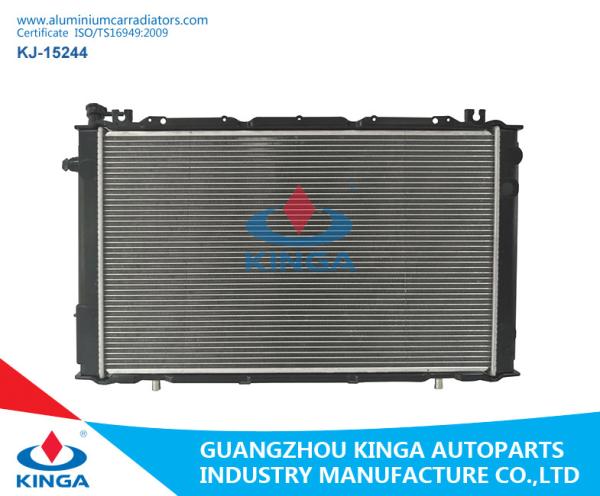 Nissan Petrol Brazing Plastic Aluminum Radiator Car Spare Parts 21410-1y02A