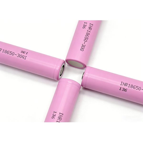 INR18650Q30SS 18650 Li-Ion Battery Cell with 2950mAh Capacity 15A Continuous Discharge and Fast 1C Charging