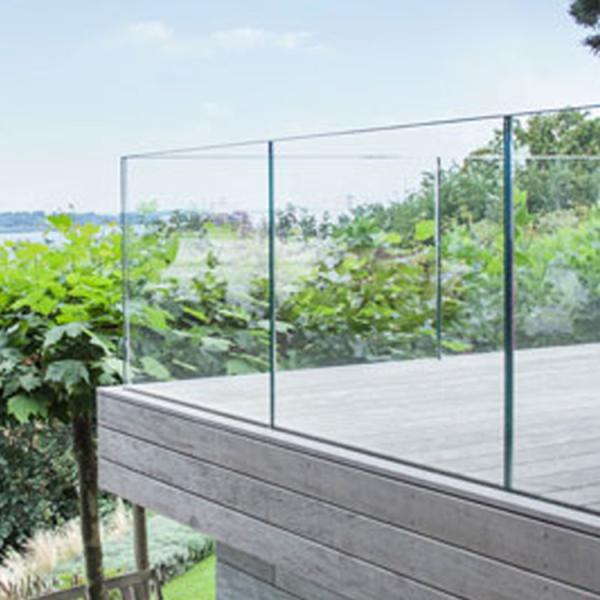 10mm 12mm 6+6mm Tempered Glass U Channel Glass Railing Frameless Glass Balustrade