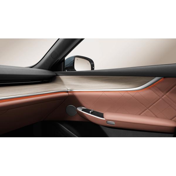 Chang'an A07 Sedan EV e Reev Duas combinações de duração da bateria 515 km (EV) e 1200 km (1.5T motor Reev)