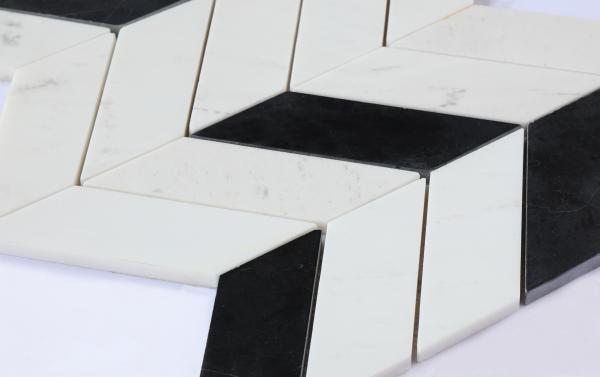 Mosaïque en pierre naturelle blanche et noire 300x300mm résistante à l'usure pour salle de bain et piscine