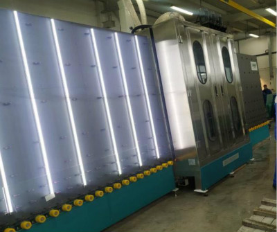 2000Mm Height Vertical Glass Washing Machine And Drying Machine With 0.1mm Brushes