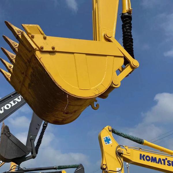 Использованный экскаватор Komatsu PC240LC-8 с гидравлическим полётом 2021, масса 25115 кг