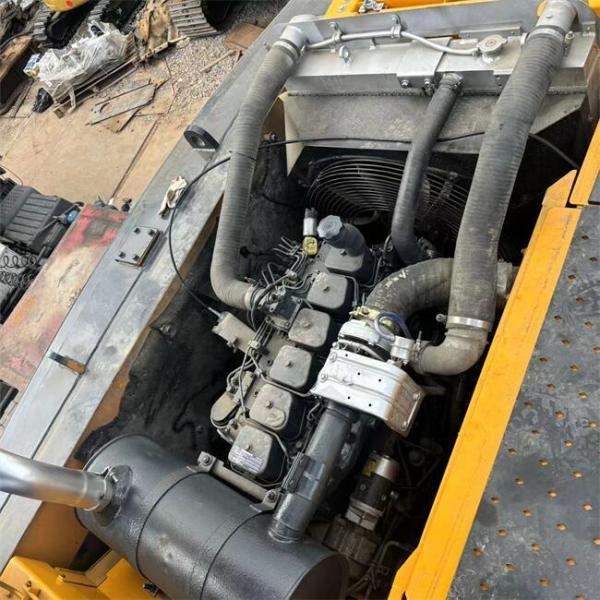 Excavateur hydraulique Hyundai 220LC-9S d'occasion