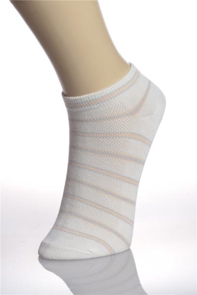 Chaussettes courantes chaudes en nylon blanches, coton organique Breathbale aucune chaussettes fonctionnantes de boursouflure