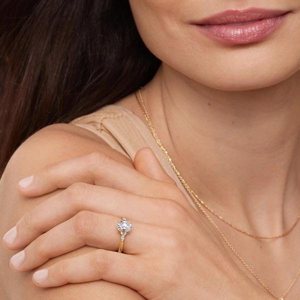 9 K Yellow Gold Jewelry Diamond Engagement Ring For Girls