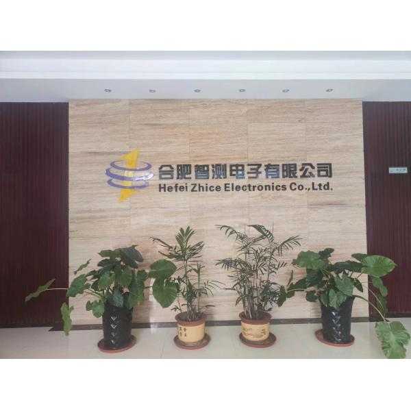 Precision Multichannel Temperature Humidity Data Acquisition Unit with Compact Design