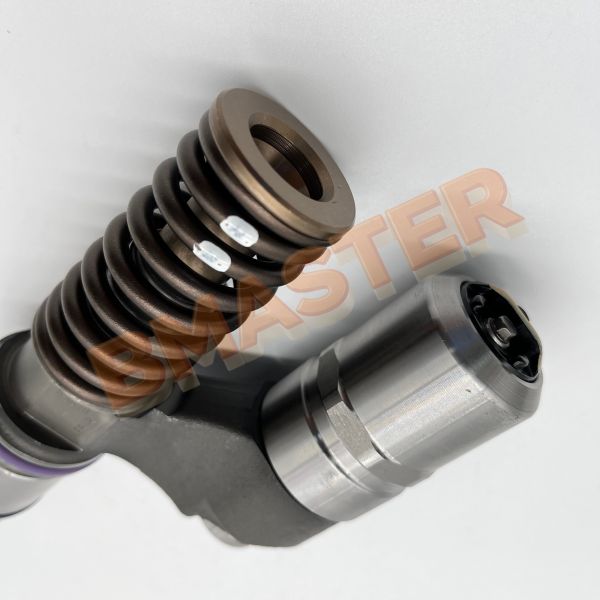 0414701032 Fuel Injector Precision Engine Component For DC16 Diesel Engines