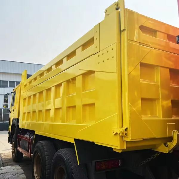 WD615.69/47 Engine 6x4 Sinotruk Dump Truck , 351-450hp Diesel Tipper Truck Used