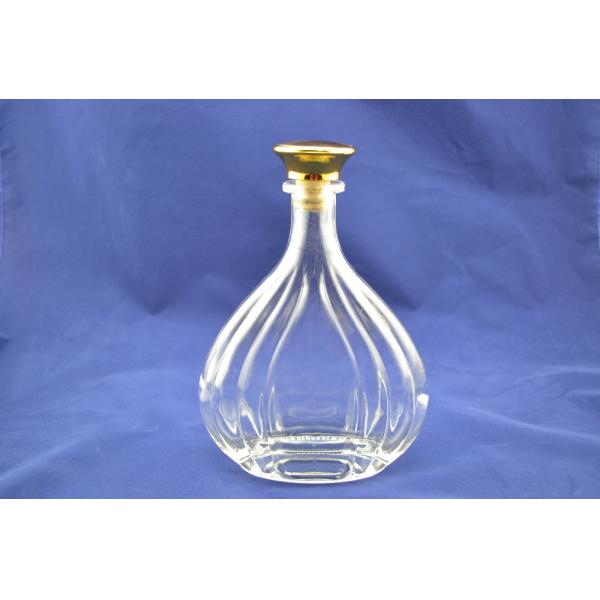 Customized Crystal Glass Juice Bottle from Italy with Cork Sealing Type