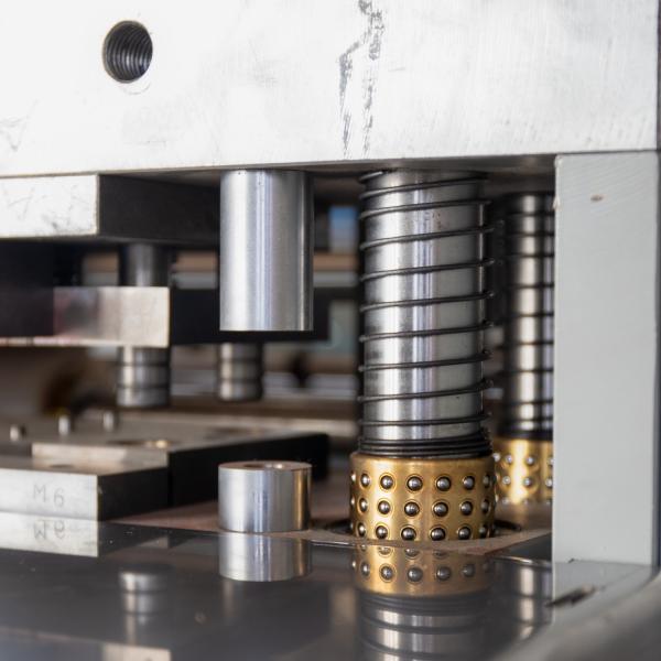 Полуавтоматический алюминиевый дом для установки резки на фольгу с ножом для коробки резки на 380V/50HZ