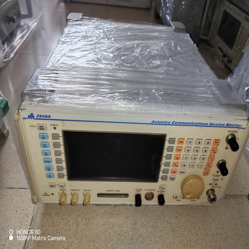 Aeroflex-IFR 2946A Communications Service Monitor with 400kHz-1.05GHz Range and ILS VOR SELCAL Test Capabilities