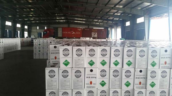 99.9% CH2f2 HFC R32 Refrigerant 13.6kg Refrigerant Flammable