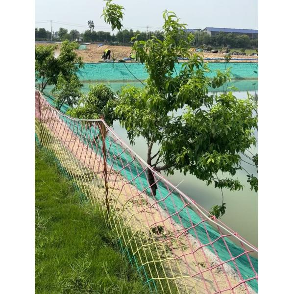 Ultra-fast hardening lightweight and foldable 4m width cement blanket for emergency repair and slope protection