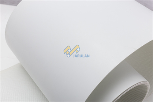 White Smooth Top PU Conveyor Belt For Food Conveying Industry