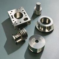 Serviço OEM Precision Alumínio zinco aço inoxidável latão CNC fresagem de máquinas de torneamento peças para automóveis
