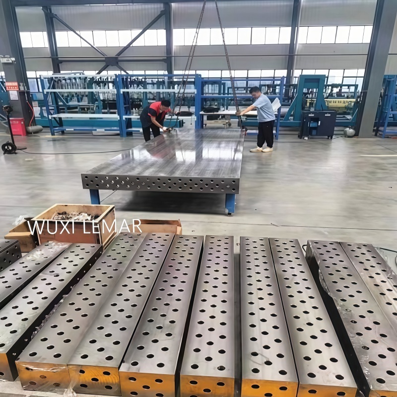 Professional D28 Welding Table with High Precision Fixture for Metalworking