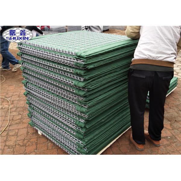 A terra encheu a parede do bastião/o bastião defensivos de Gabion malha soldada das forças armadas