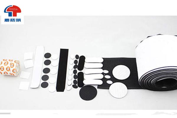 Sticky  Dots Roll