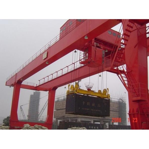 RMG Rail Mounted Electric Gantry Crane 5-200t Electric Trolley Double Girder