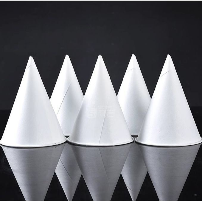 Simple Style Paper Cone Cup Convenient and Eco-Friendly for Airport Hotel Super Market