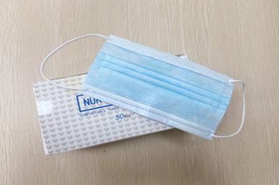 Anti Pollution 3 Ply Non Woven Face Mask Elastic Earloop Style OEM Acceptable