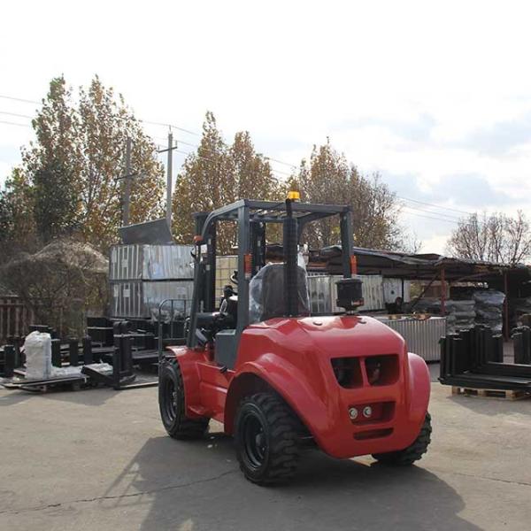4 Ton Off Road Forklift Truck Diesel Power Automatic Transmission Triplex Container Mast