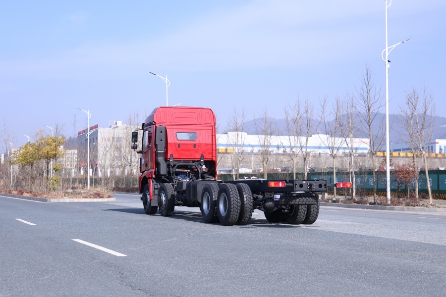 Dongfeng 8x4 Heavy-Duty Off-Road Truck Prototype Chassis