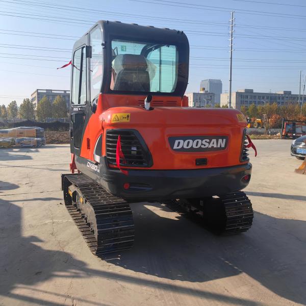 Original Brand Doosan Used DX60 Mini Excavator 6Ton Crawler Digger For Construction