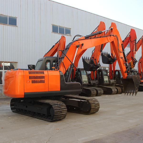 Excavadora Municipal 6 toneladas Especializada Multifunção