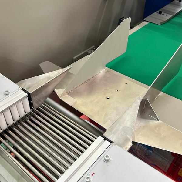Multifunctional Automatic Horizontal Candy Food Bread Chocolate Plastic Bag Flow Pillow Flowpack Packing Machine