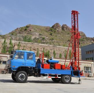 95kw 400m Deep Water Well Drilling Rig , Water Borehole Drilling Equipment Truck Type