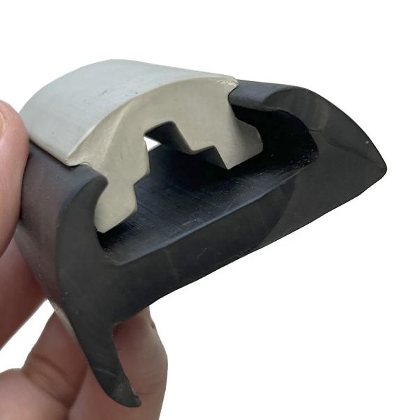 ISO/TS 16949 Сертифицированный судоходный резиновый фендер типа D для судоходных бамперных уплотнительных лент на причале и доке