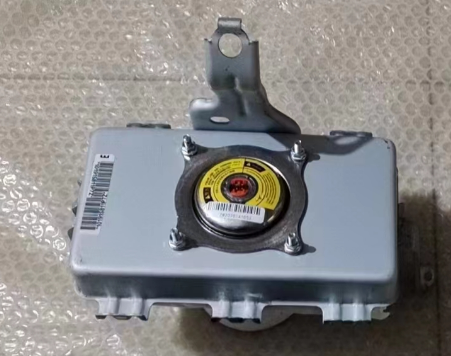 Original Passenger Airbag Assembly for Toyota Corolla 2014-2018 with Silver Cover and Single Explosion Mechanism