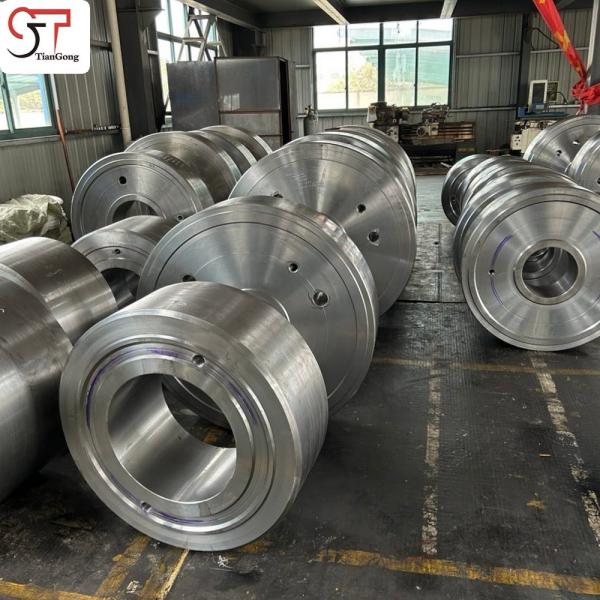 0.1ton To 7ton Forged Cylinder Steel Hollow Cylinder Open Die Forging Heat Treatment