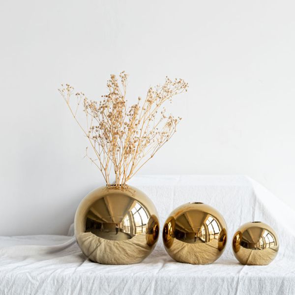 Gold Mirror Sphere Vase for Modern Home Decor