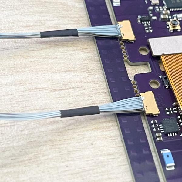 КАБЕЛ ЛВДС 10P 0,35 мм Упор 20857-010T-01 КАБЕЛЬНАЯ СЕМБЛИКА ПЛЮГОВЫЙ КАБЕЛЬ МИКРОКОАКСИЙ