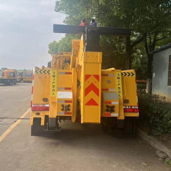 FAW JieFang Heavy Duty Tow Truck Wrecker With Trailer Truck Flatbed Platform Wrecker Truck