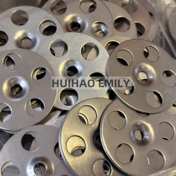 ремонт стены шайб дисков изоляции металла 35mm и штукатурной плиты отладок потолка