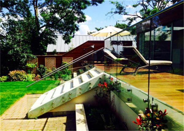 Side Mounted Glass Balustrade , Standoff Glass Railing System For Outdoor