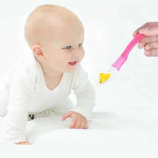 Self Feeding Squeezy Silicone Food Feeder , 100 % Silicone Eating Spoon