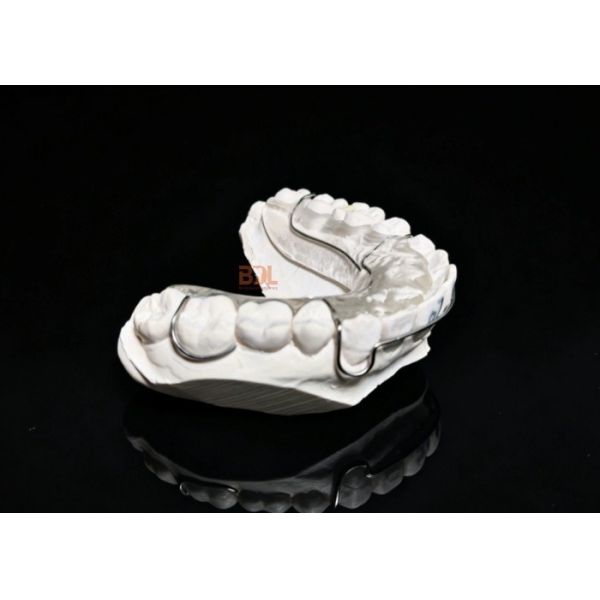 Customizable Dental Retention Device Offering Precise Fit and Enhanced Retention Capabilities for Post Orthodontic Care