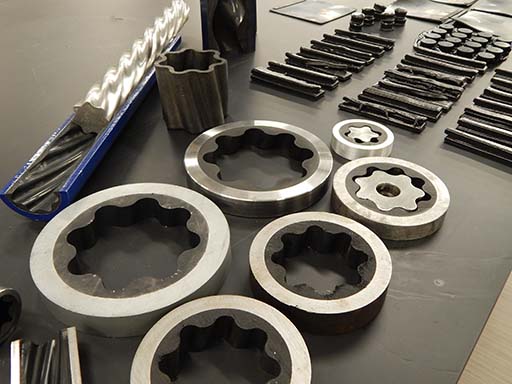 Directional Drilling Downhole Mud Motor 6 3 / 4 '' 8'' 9 5 / 8 '' High Temperature Resistance