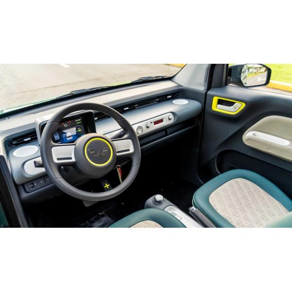 Wuling Game Boy Small 3 Door Cars 120km 2 Box 4 Seater Electric Car