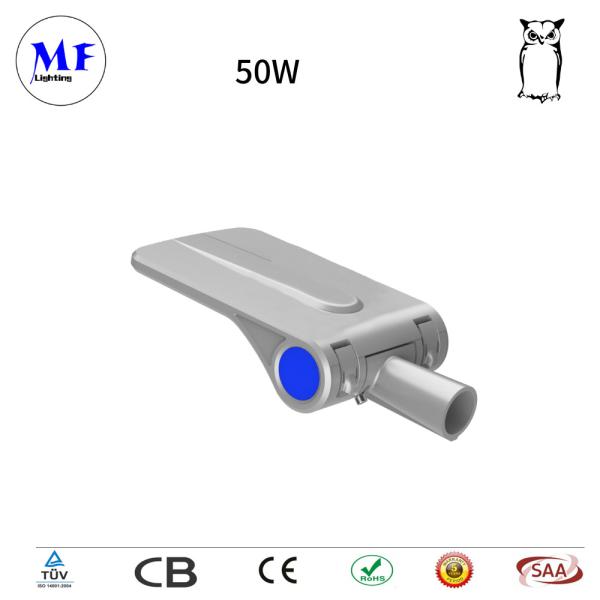 IP66 5 ans de garantie 30-240W LED Street Light Pour école de jardin