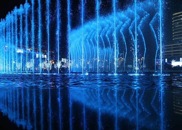 Large outdoor lake music dancing water fountain